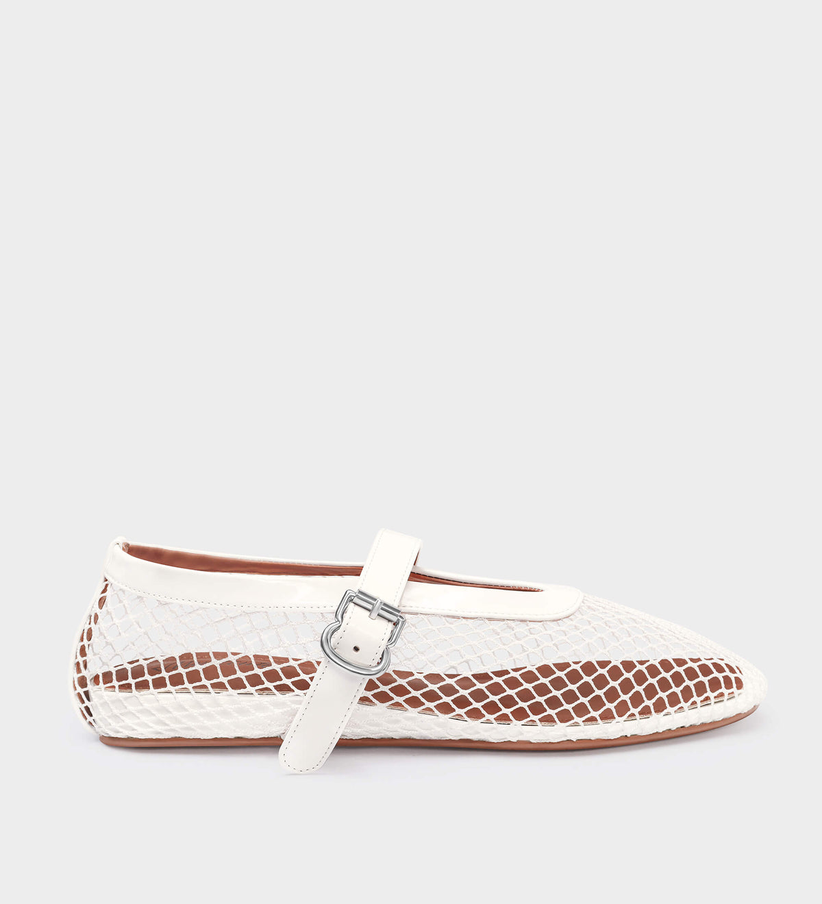 white flats for women
