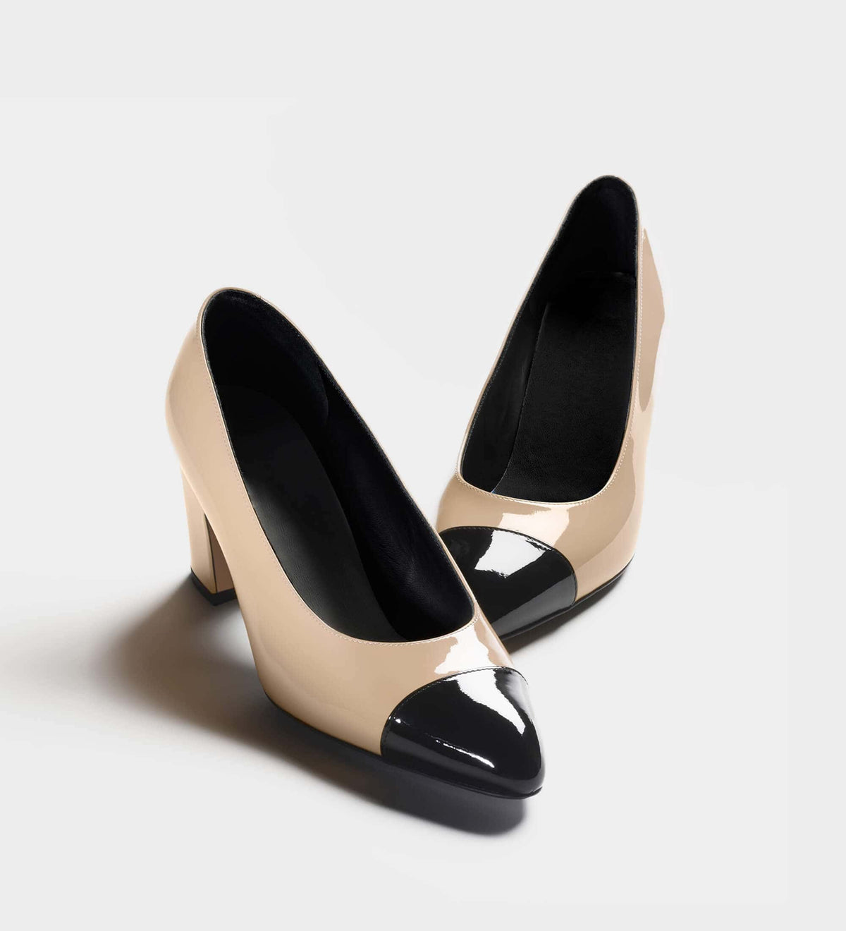 nude pump
