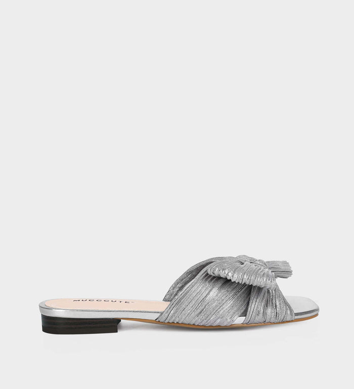 flat sandals women