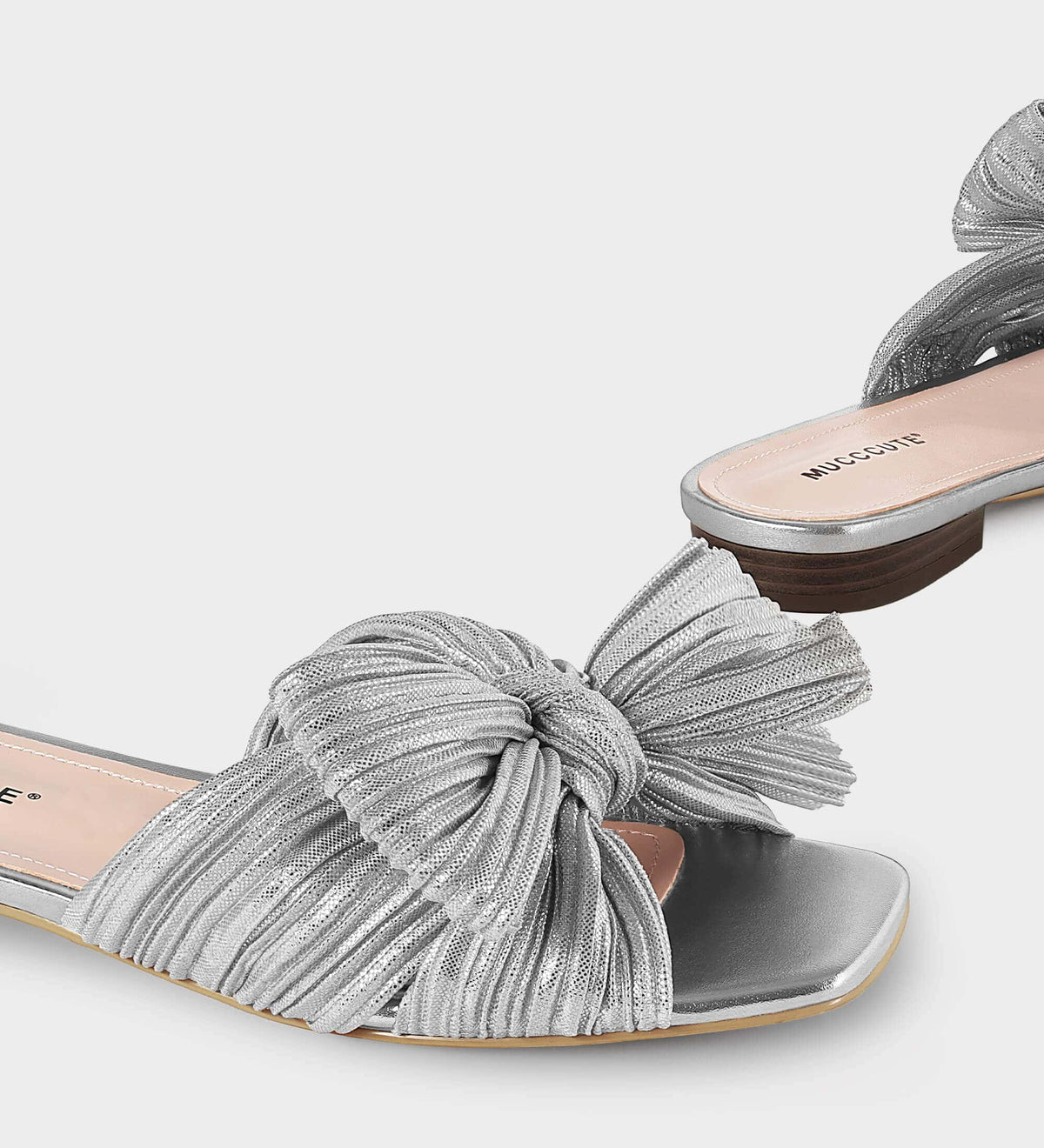 bow sandals