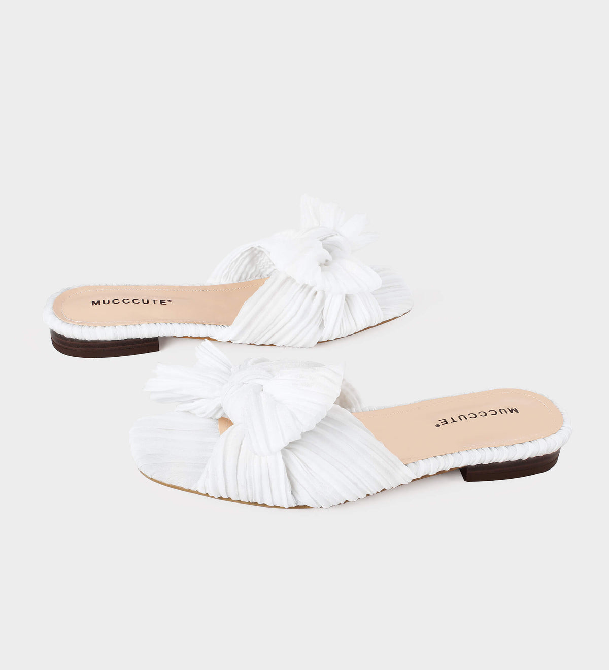 comfortable sandals white