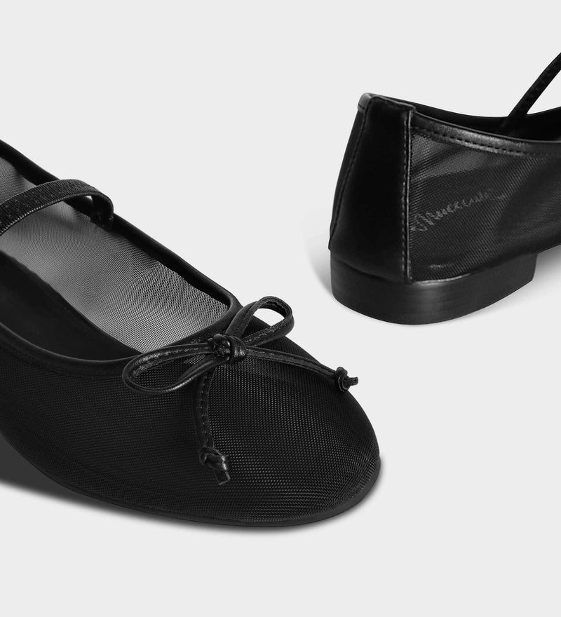 ballet flats with bow​