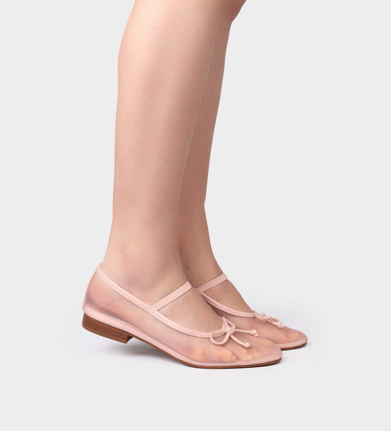 pink flat sandals​
