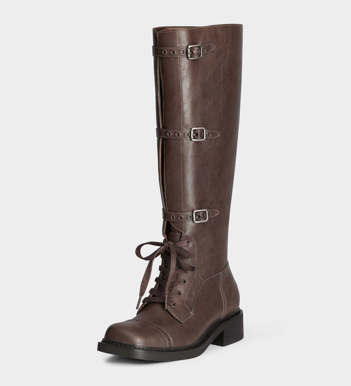 brown flat boots​