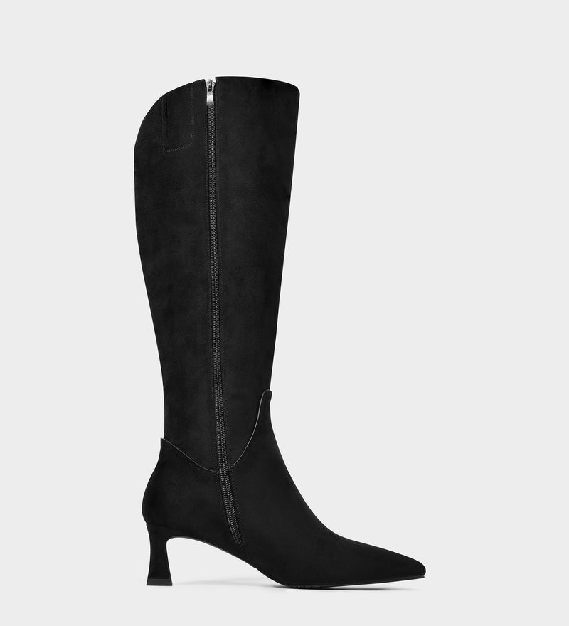 black pointed toe boots​
