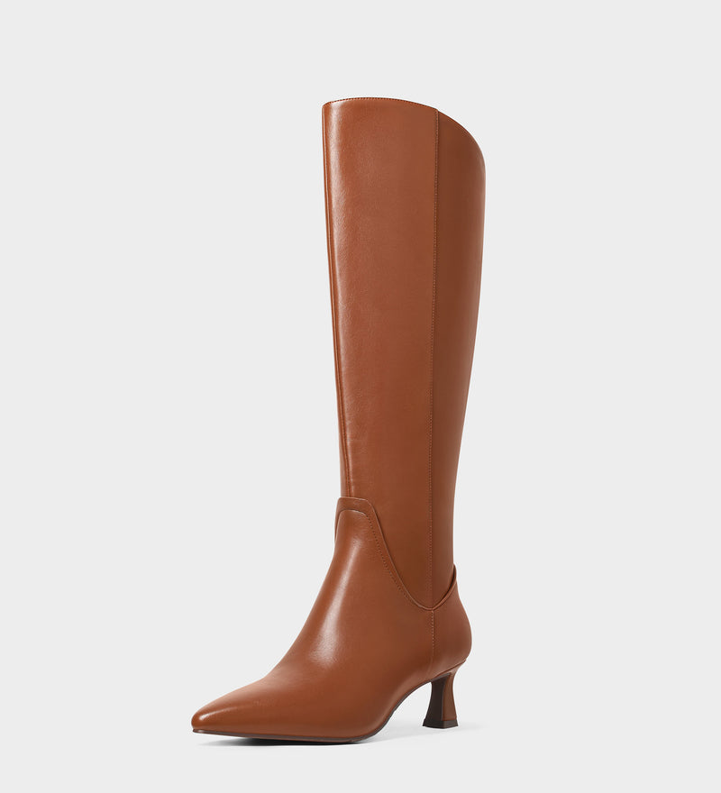 brown pointed toe boots​