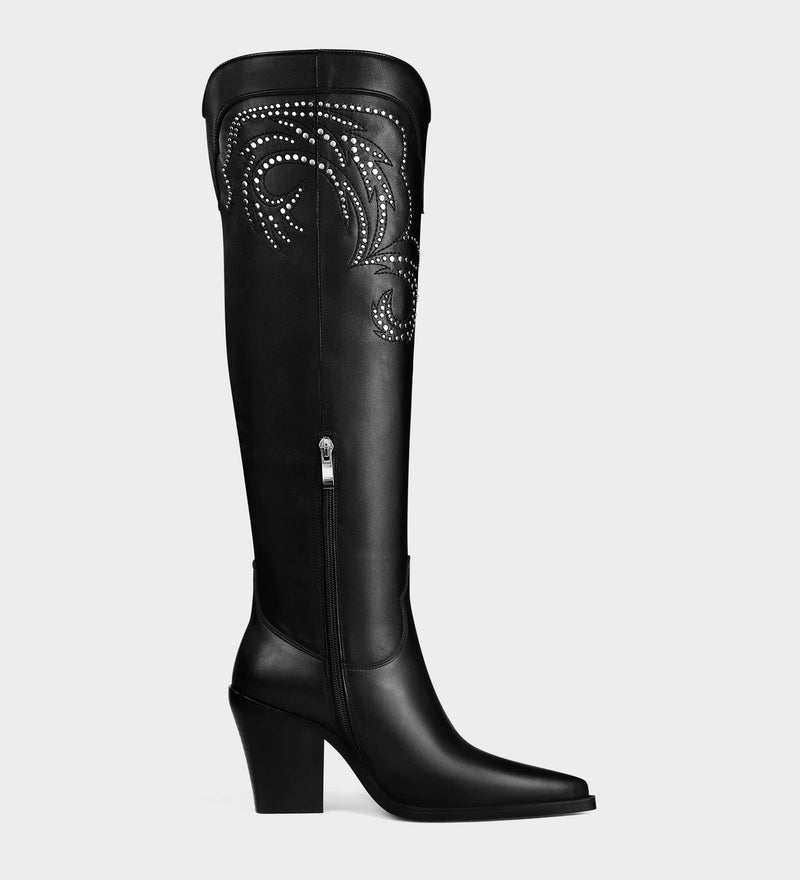black cowgirl boots​