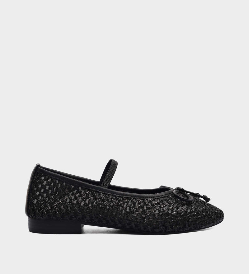 comfy black ballet flats​