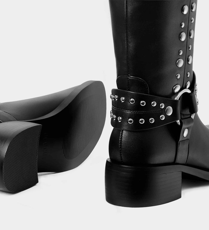 boots with buckles​