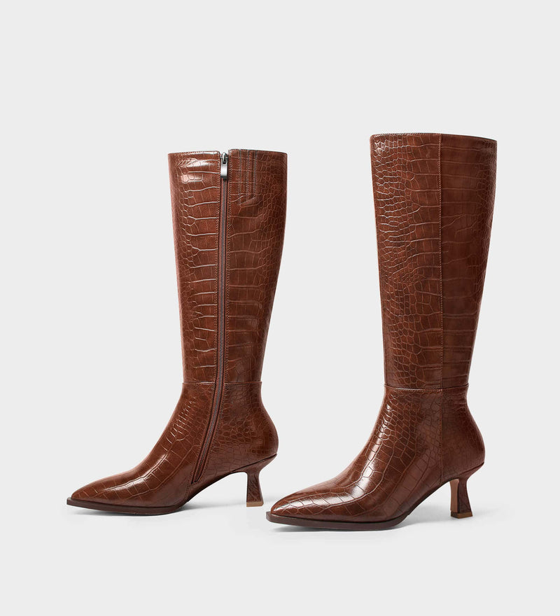 high boots with low heel​